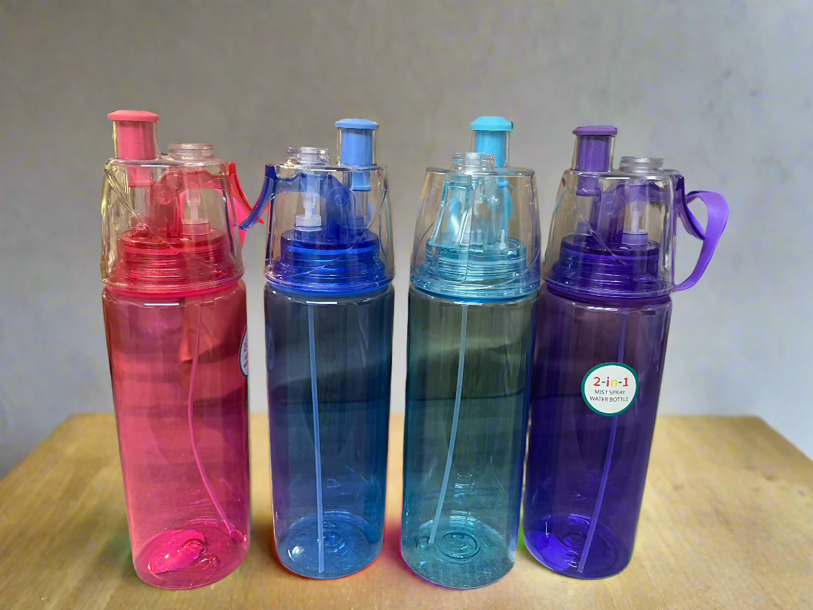 590ml Spray water bottles